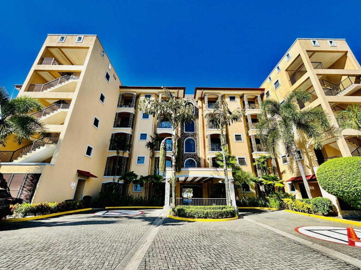 Apartamento De Lujo Las 3 Gotas Jaco, Frente Al Mar Con Vista A La Playa Exterior photo