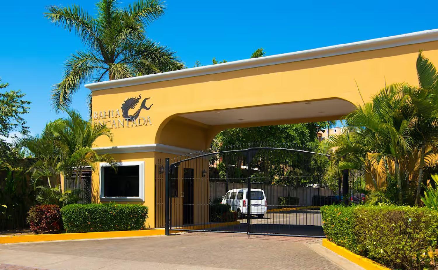 Apartamento De Lujo Las 3 Gotas Jaco, Frente Al Mar Con Vista A La Playa Exterior photo
